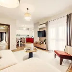 Beachfront Апартаменты
