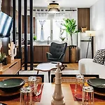 Beachfront Апартаменты Дуррес