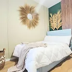 Beachfront Апартаменты