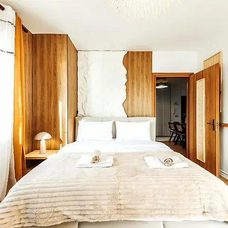 Beachfront Apartament *