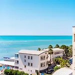 Apartment Beachfront