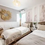 Beachfront Apartment Durrës